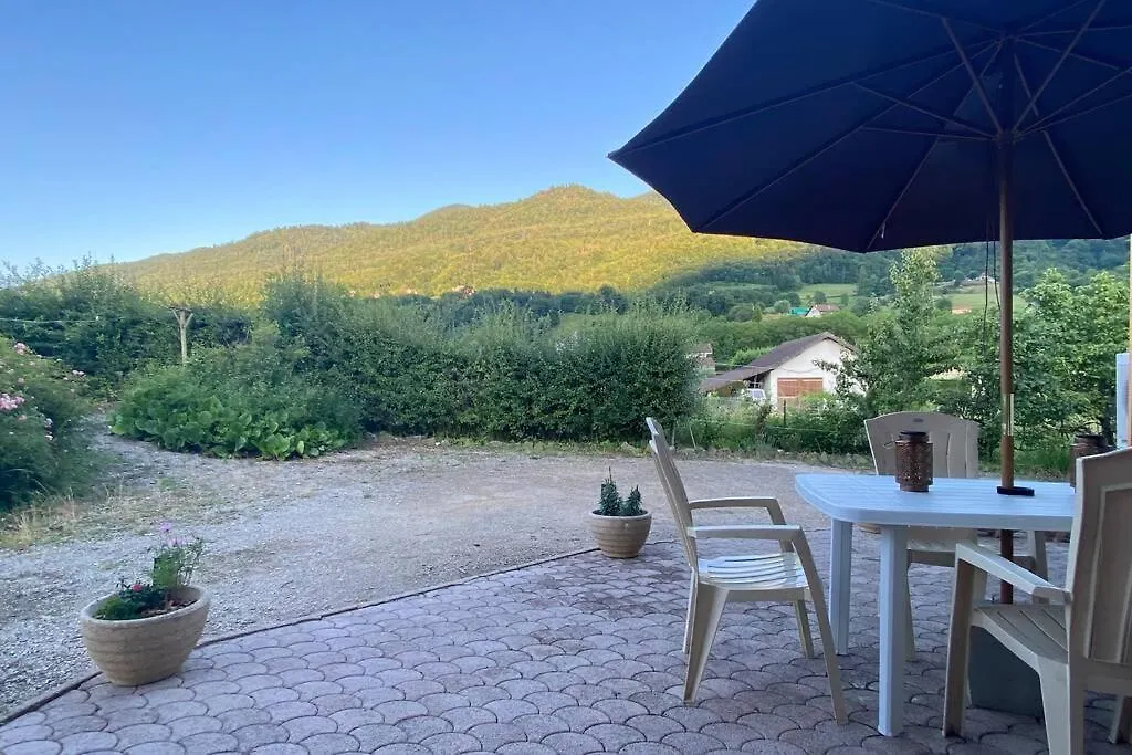 Au Calme Avec Vue Magnifique A Saint Maximin Apartman 0*, Saint-Maximin (Isere)