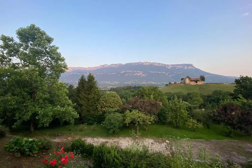Appartement Au calme avec vue magnifique à Saint Maximin France