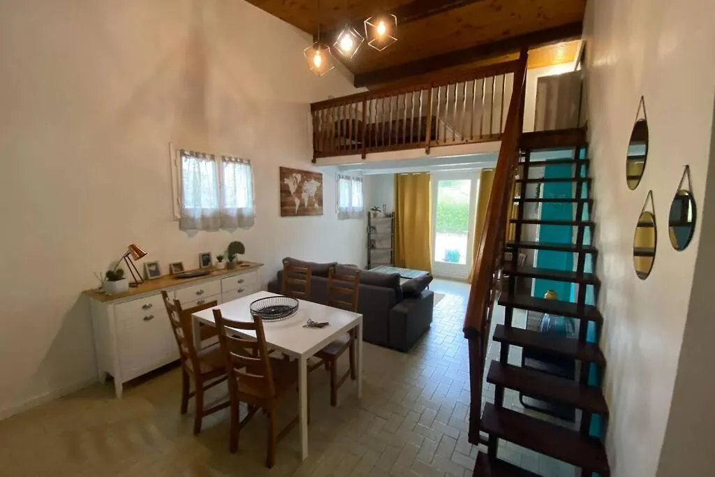 Appartement Au calme avec vue magnifique à Saint Maximin