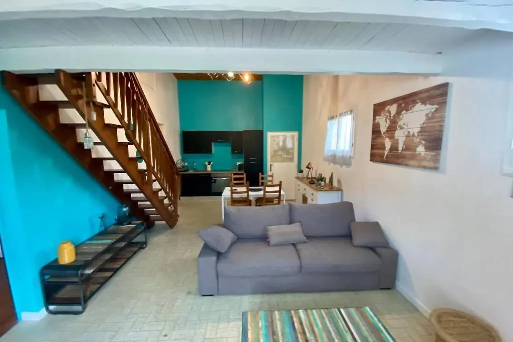 Appartement Au calme avec vue magnifique à Saint Maximin  Saint-Maximin (Isere)